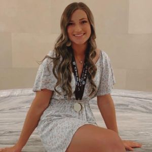 Meet your Posher, Tessa